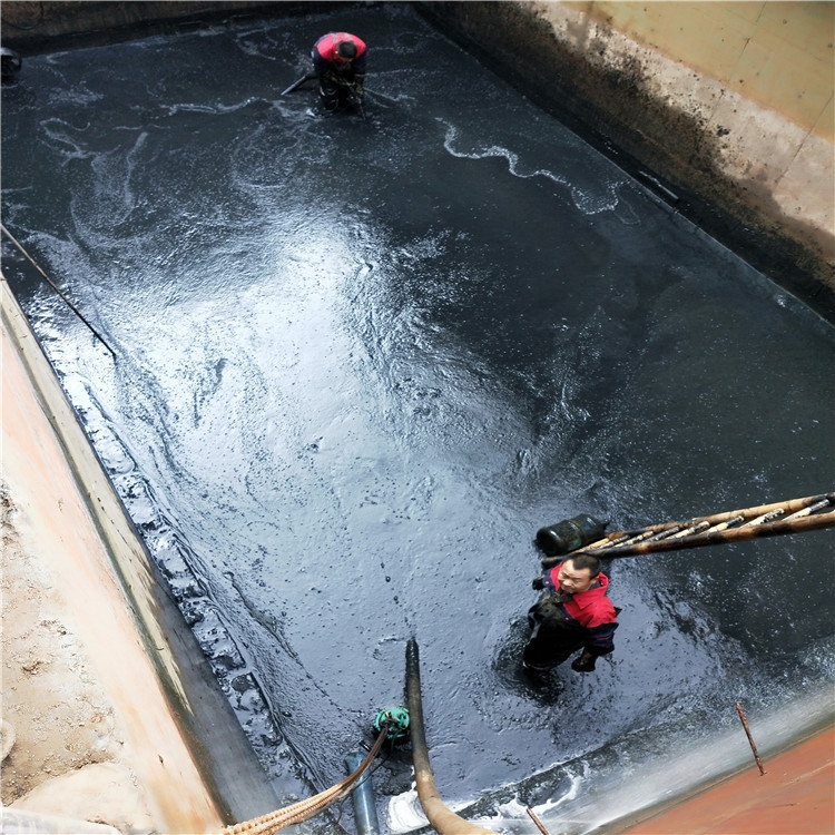 富蕴废水池清理