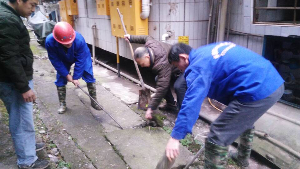 富蕴清掏化粪池、管道疏通一站式服务<高效><技术><可靠>